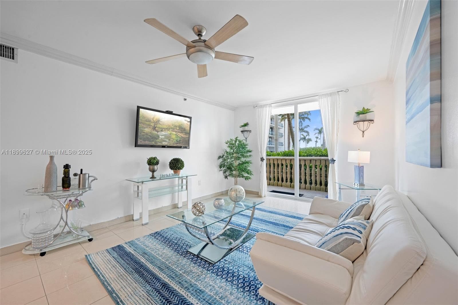SURFSIDE PALMS CONDO · #113 in Surfside - Photo 3
