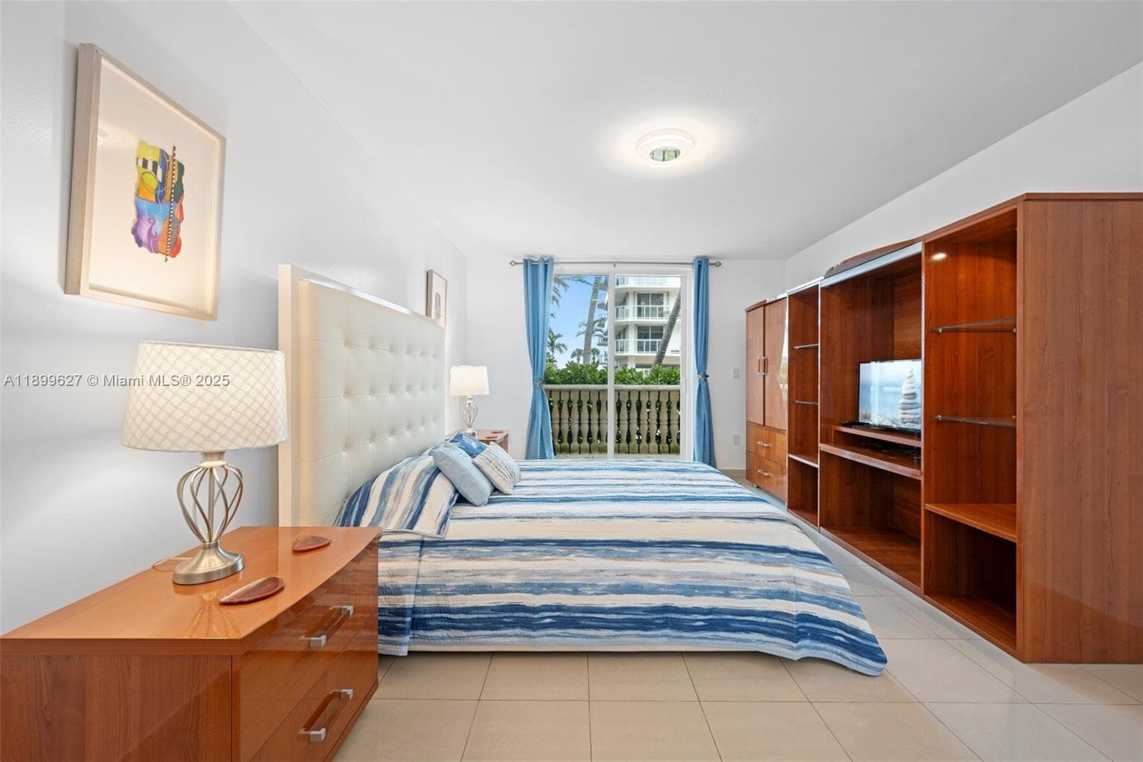 SURFSIDE PALMS CONDO · #113 in Surfside - Photo 5