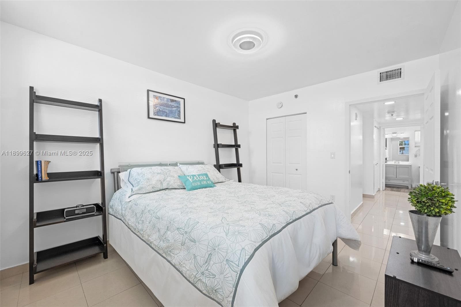 SURFSIDE PALMS CONDO · #113 in Surfside - Photo 10