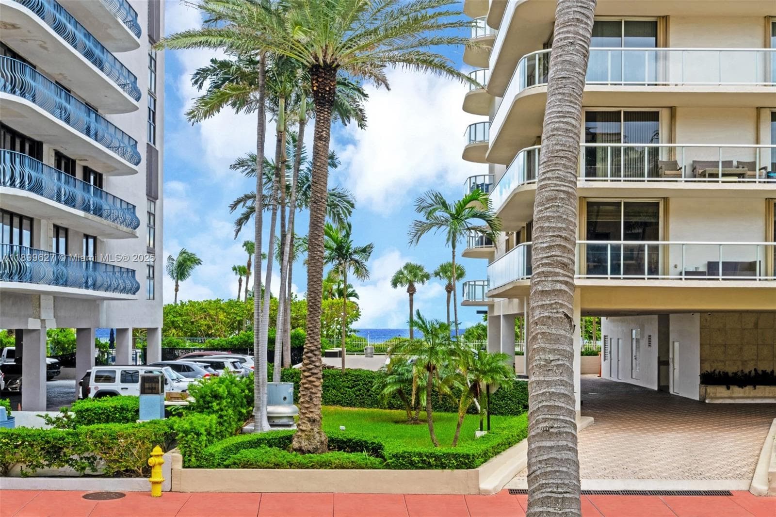 SURFSIDE PALMS CONDO · #113 in Surfside - Photo 19