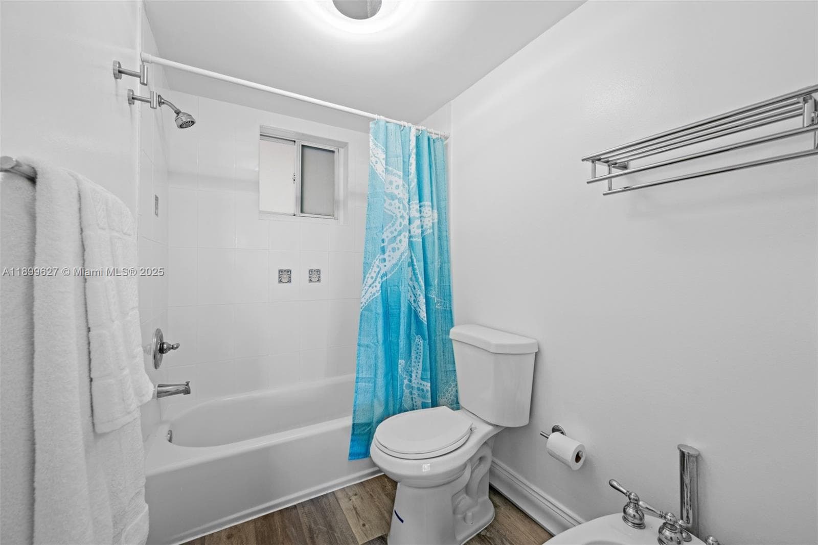 SURFSIDE PALMS CONDO · #113 in Surfside - Photo 4