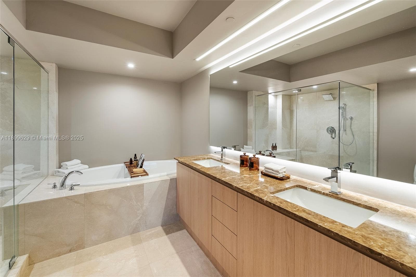 THE BEACH CLUB TWO CONDO · #1810 in Hallandale Beach - Photo 33