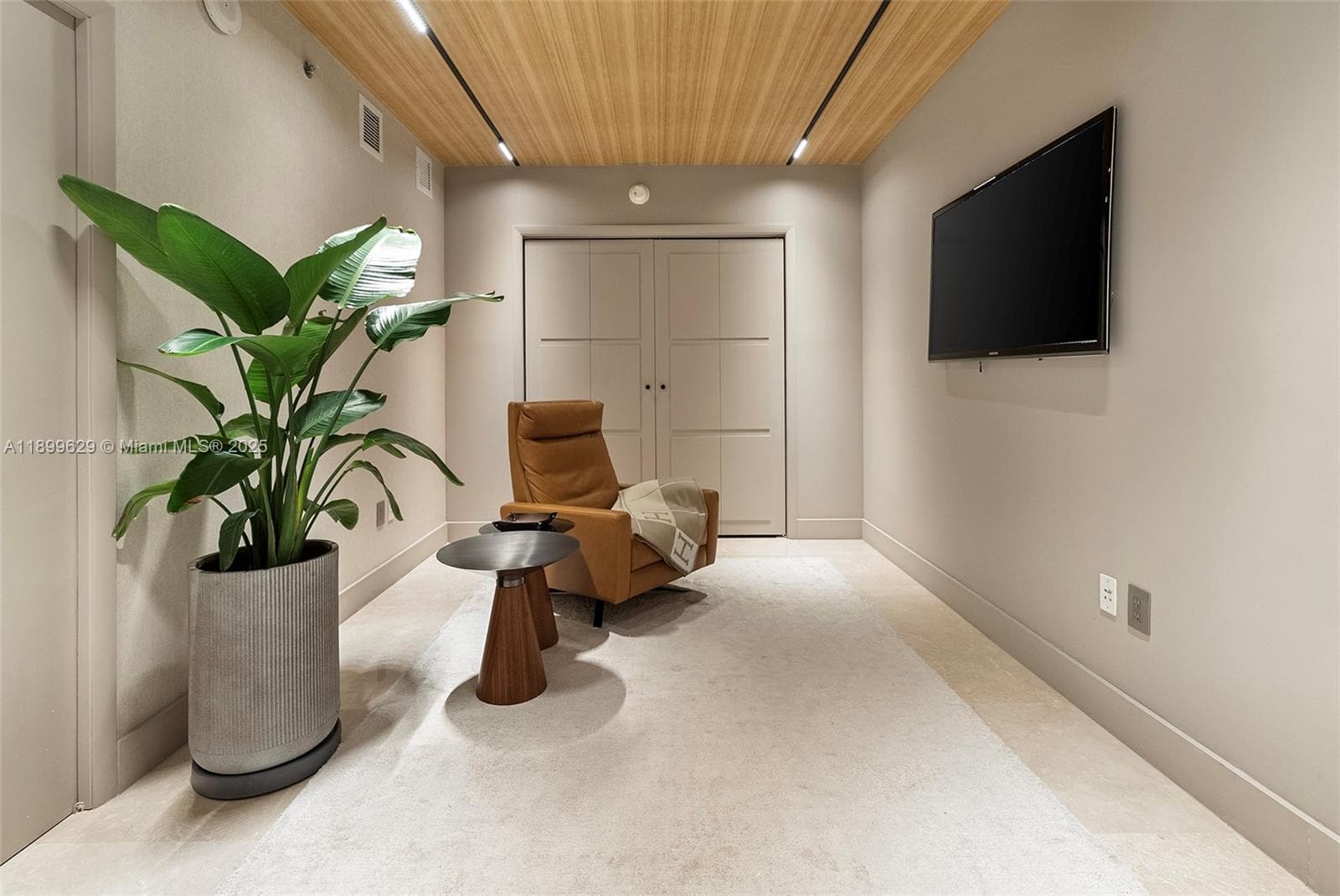 THE BEACH CLUB TWO CONDO · #1810 in Hallandale Beach - Photo 37