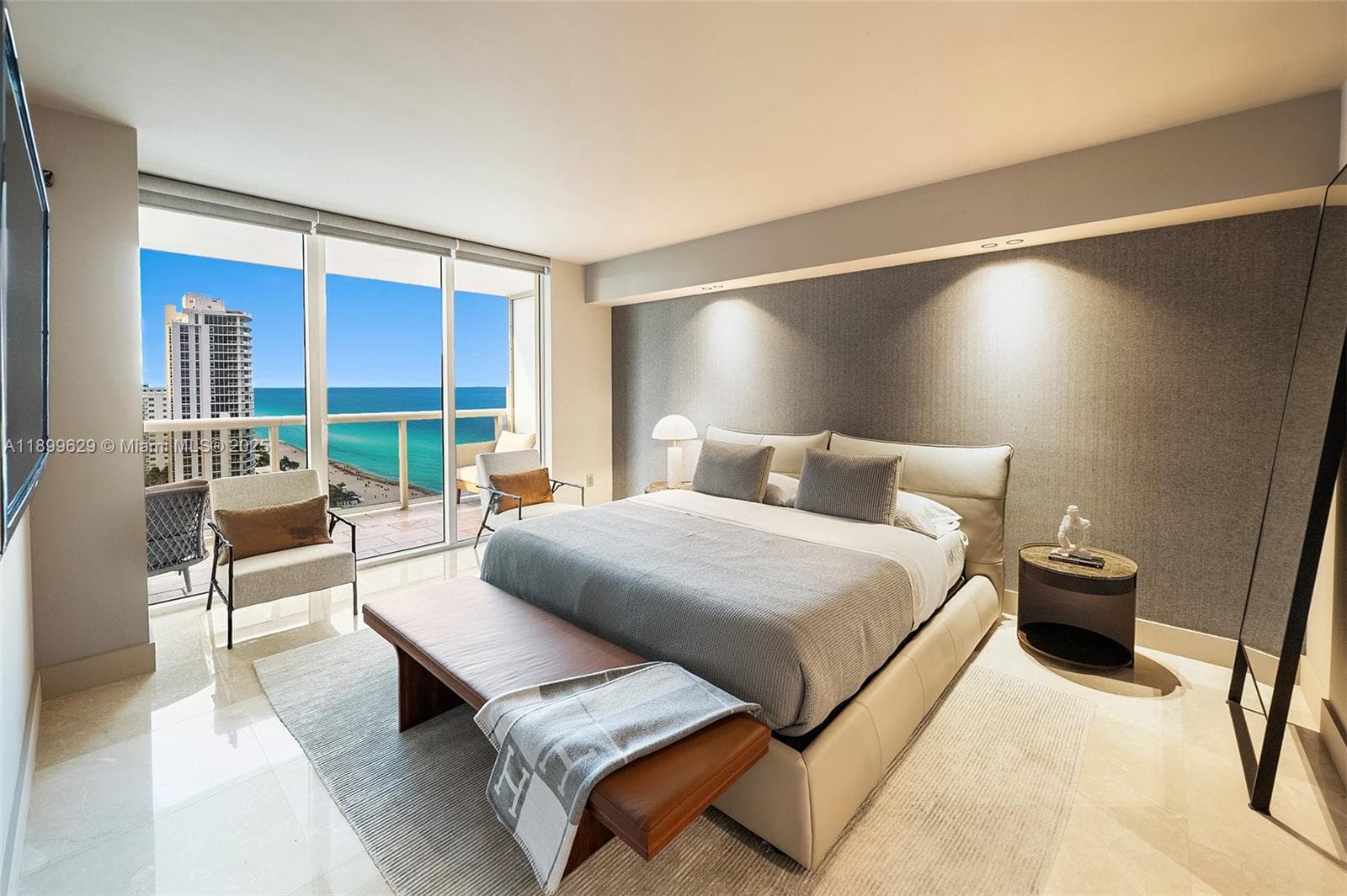 THE BEACH CLUB TWO CONDO · #1810 in Hallandale Beach - Photo 4