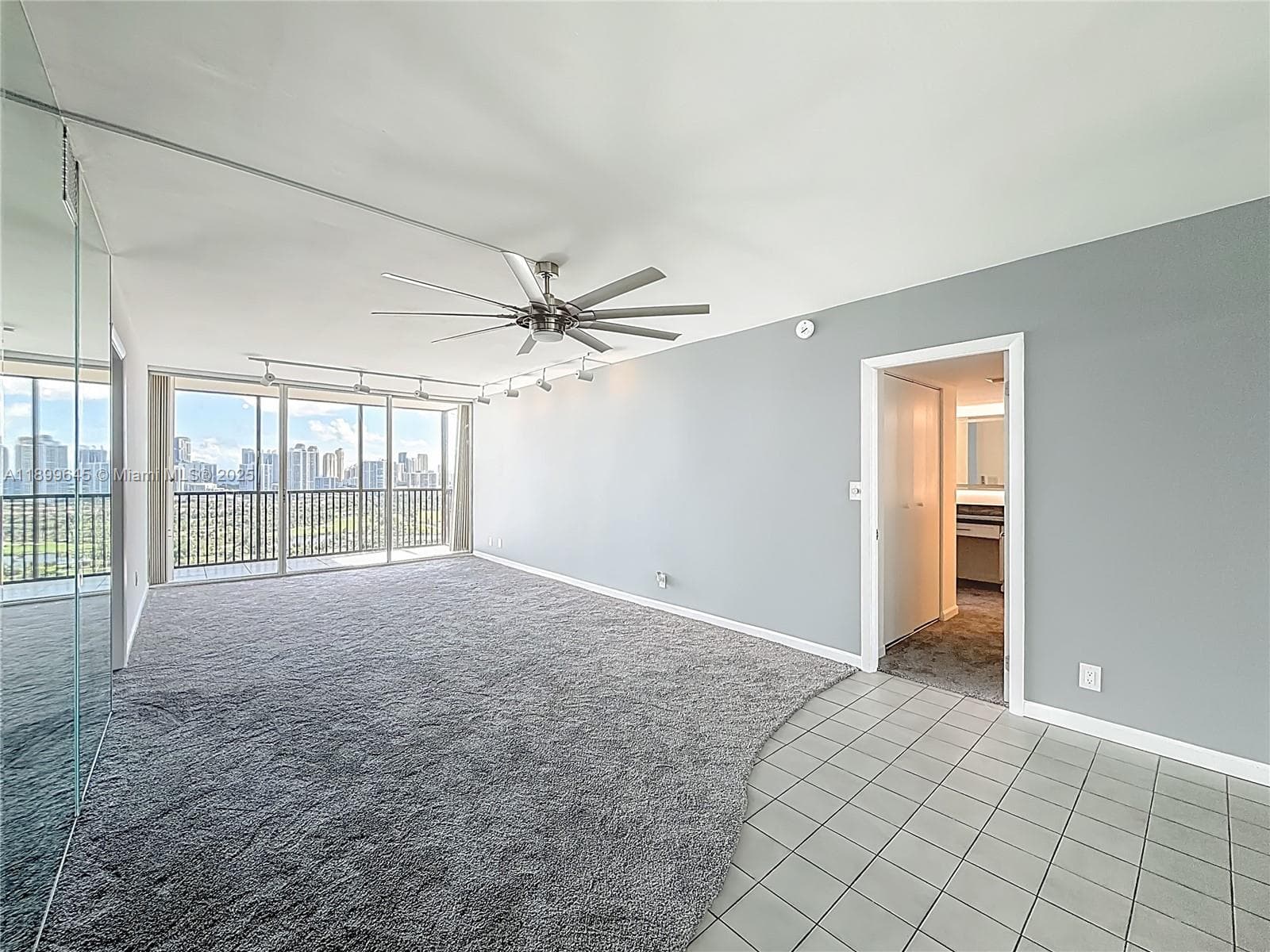 CORONADO CONDO TOWER II · #2428 in Aventura - Photo 16