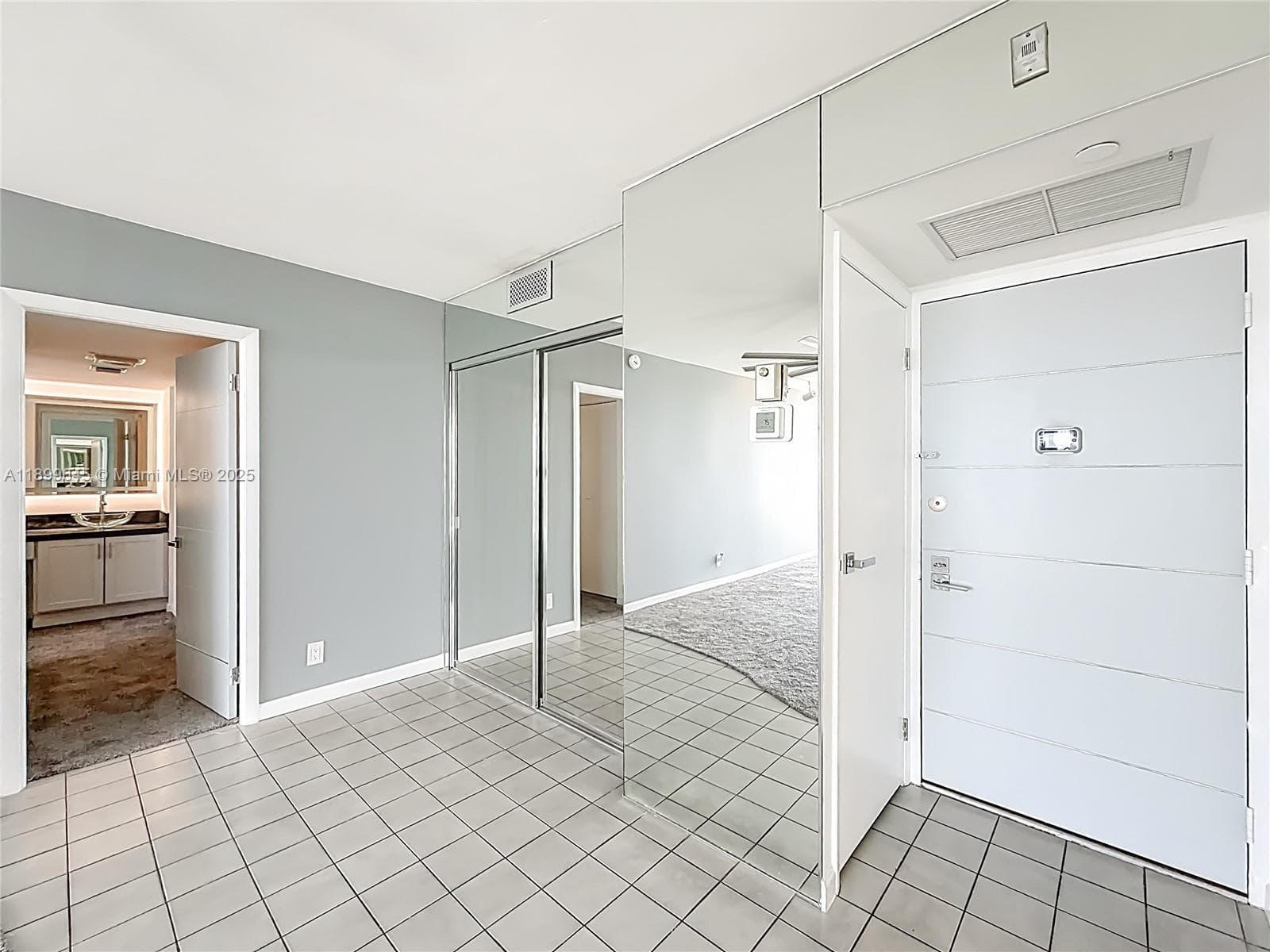 CORONADO CONDO TOWER II · #2428 in Aventura - Photo 11