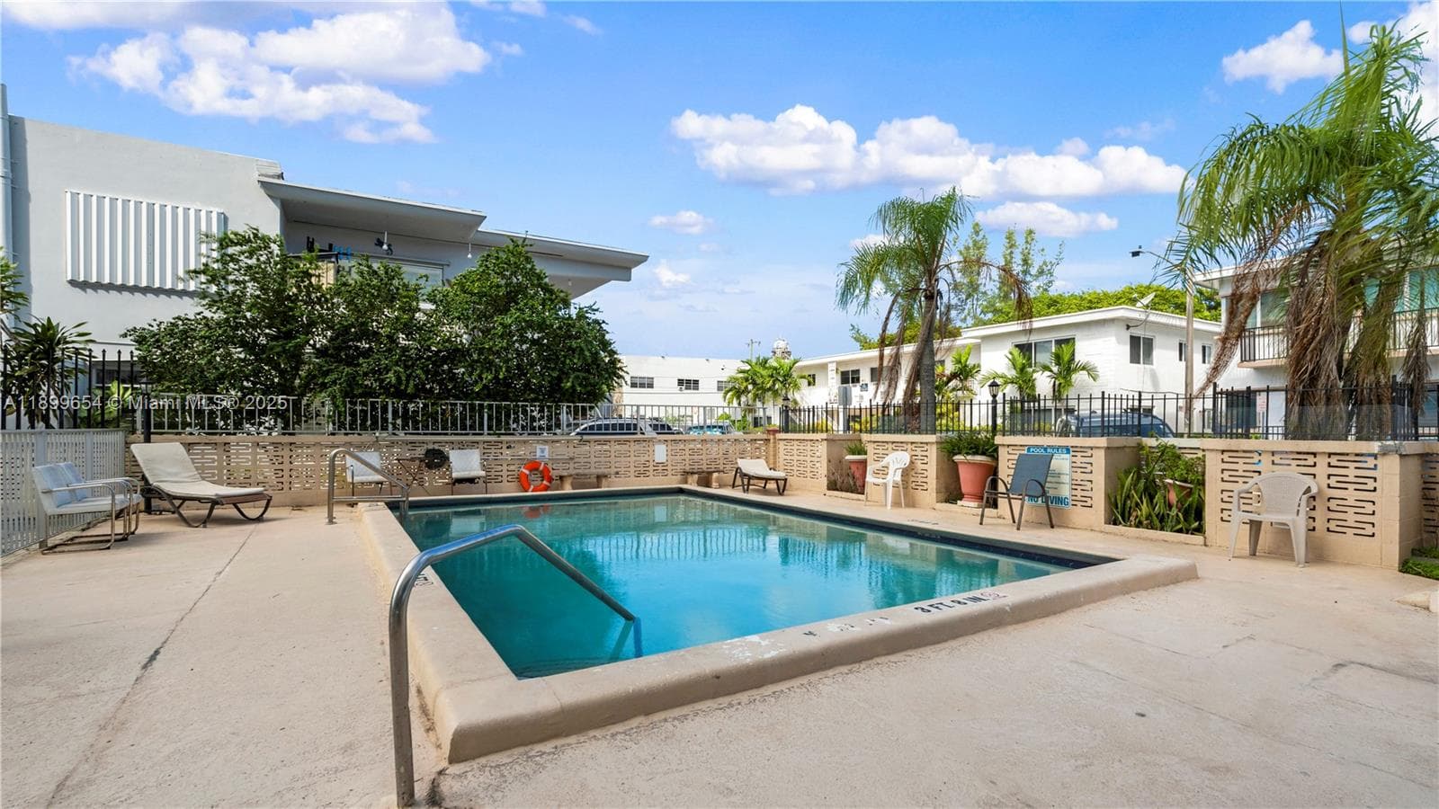 Byron Gardens · #1004 in Miami Beach - Photo 17