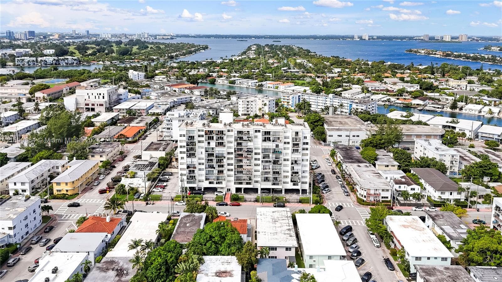 Byron Gardens · #1004 in Miami Beach - Photo 5