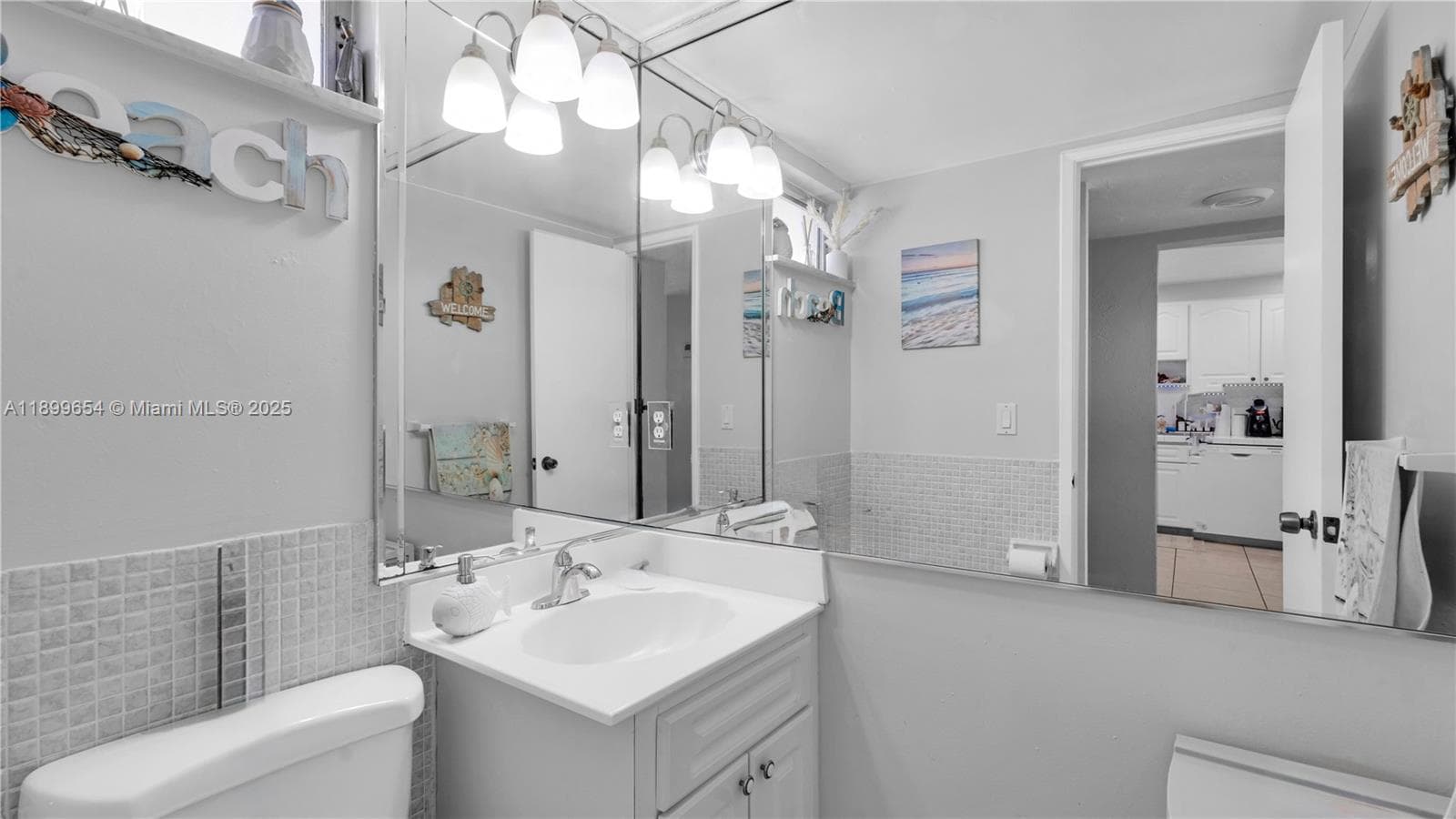 Byron Gardens · #1004 in Miami Beach - Photo 11