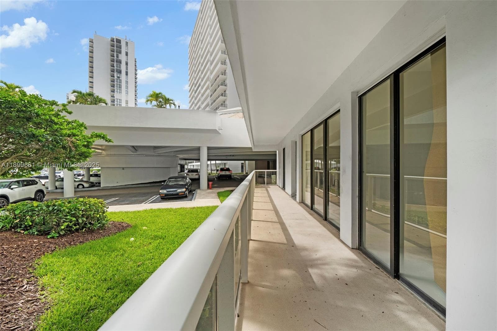 Flamenco Condo Tower 2 · #127 in Aventura - Photo 10
