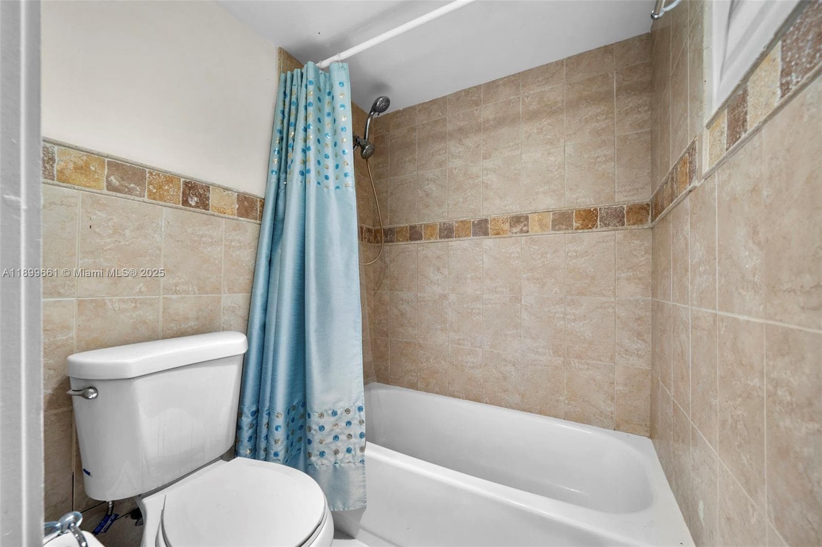 Flamenco Condo Tower 2 · #127 in Aventura - Photo 18