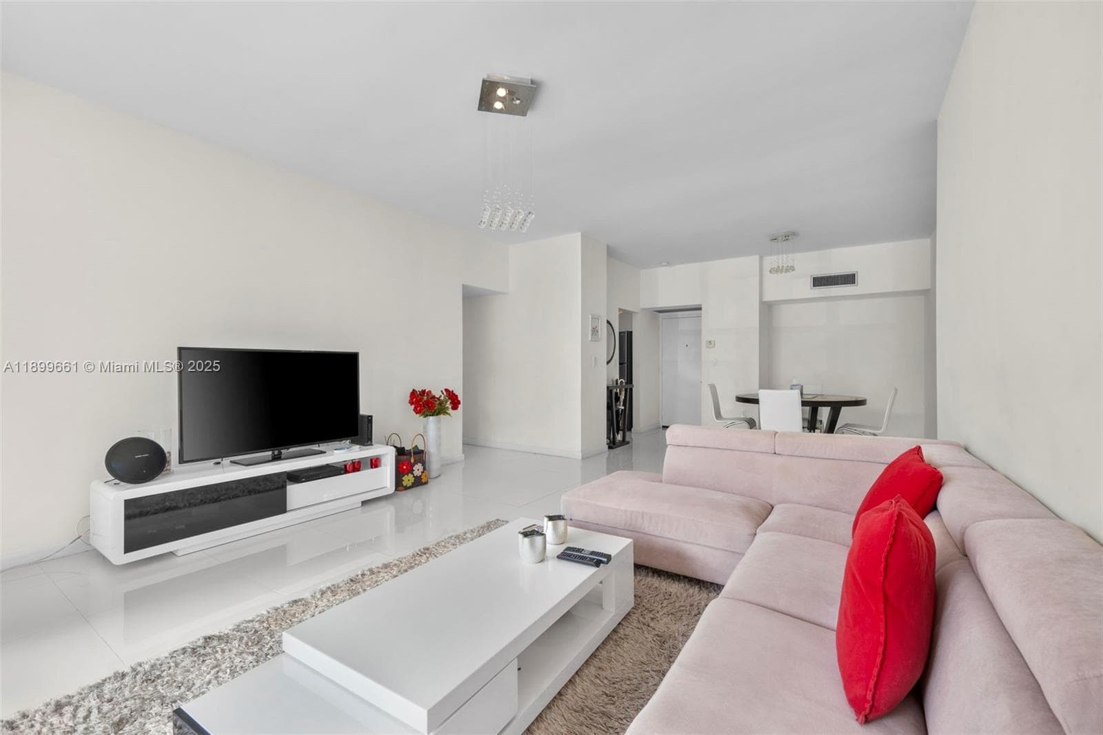 Flamenco Condo Tower 2 · #127 in Aventura - Photo 11