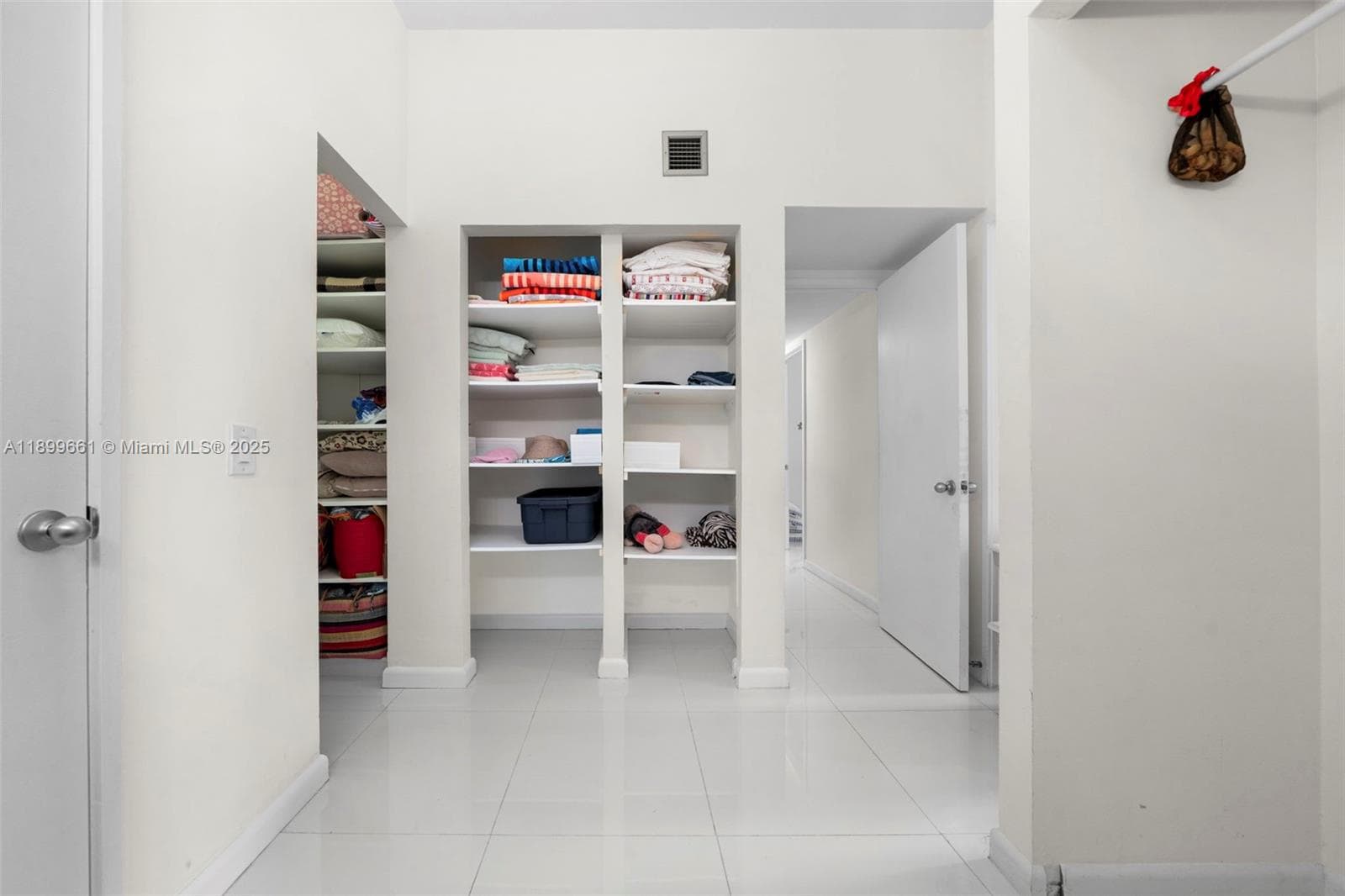 Flamenco Condo Tower 2 · #127 in Aventura - Photo 19