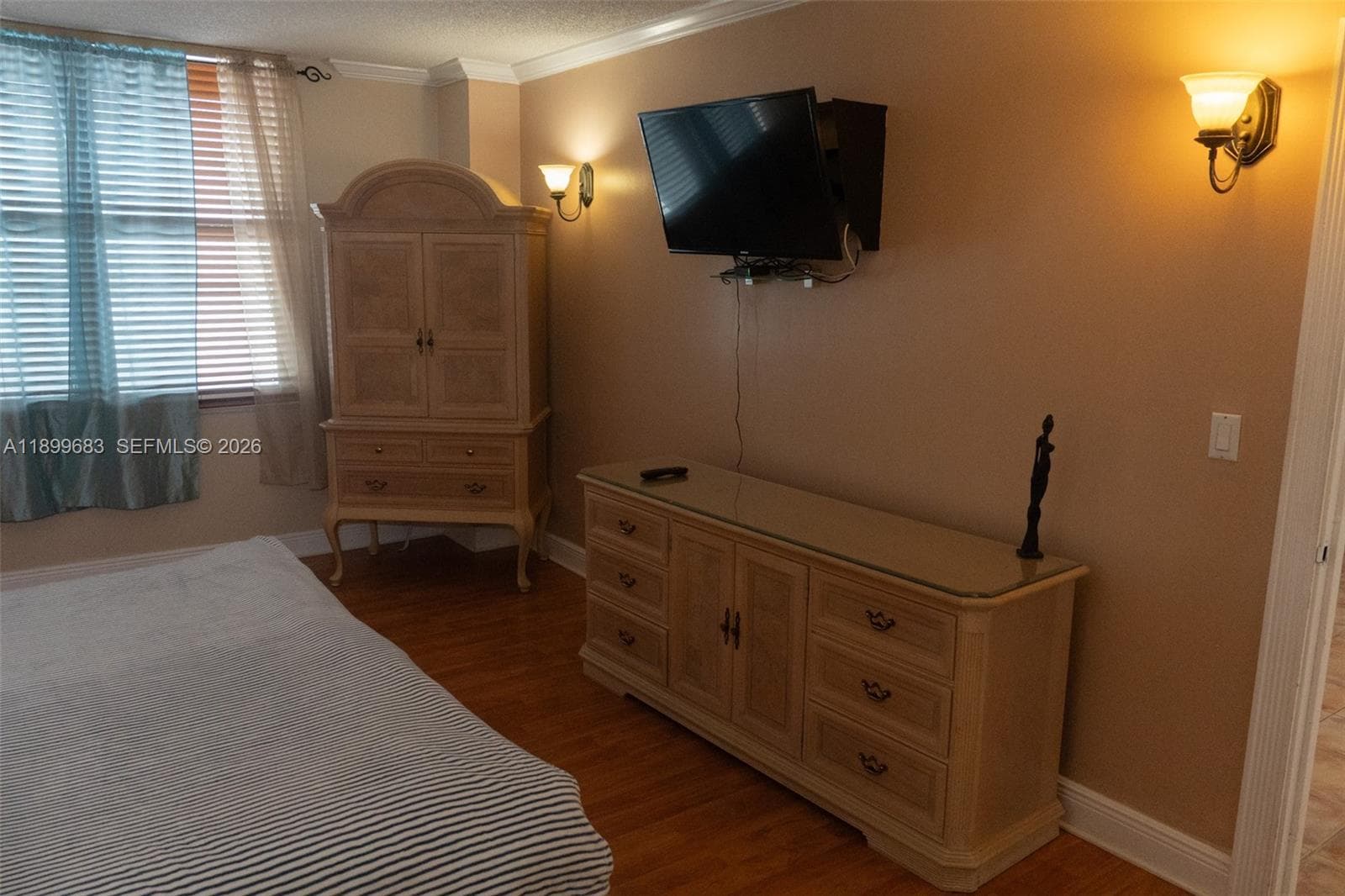 SEA AIR TOWERS CONDO · #1021 in Hollywood - Photo 6