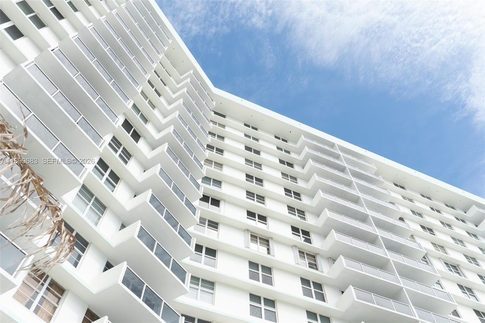 SEA AIR TOWERS CONDO · #1021 in Hollywood - Photo 10