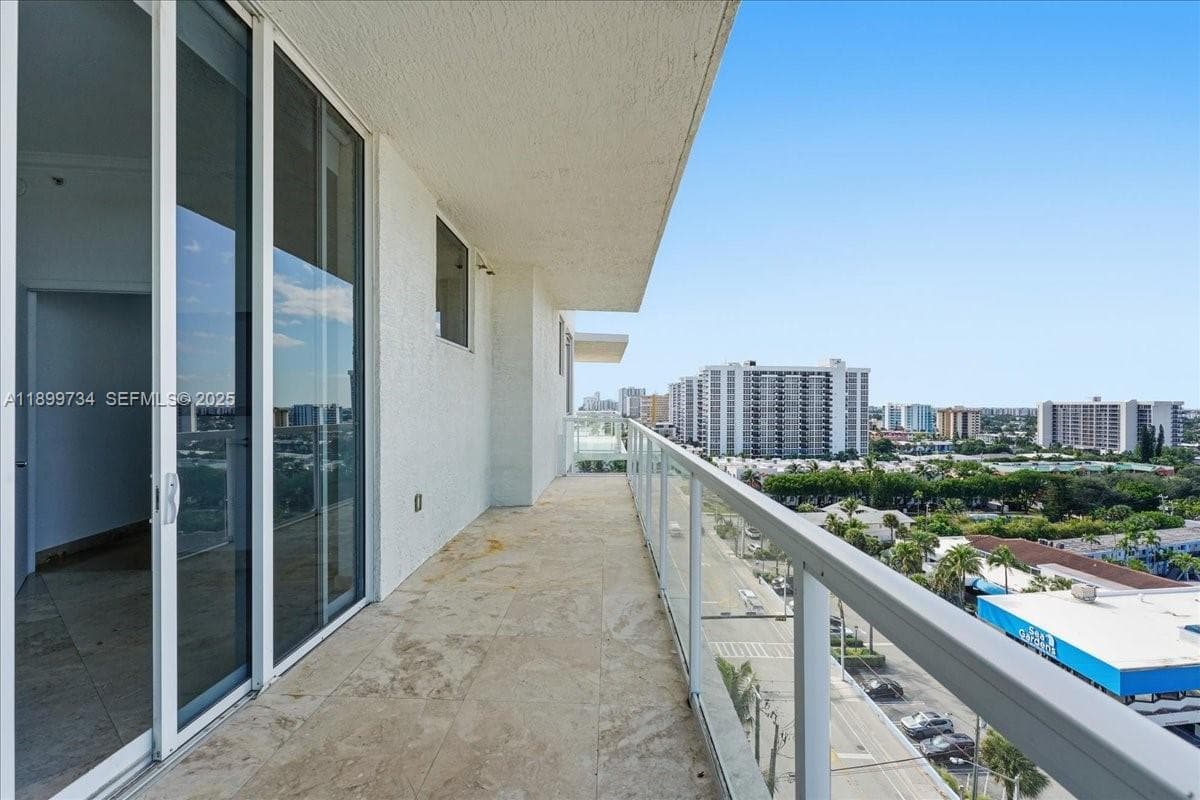 LUNA OCEAN RESIDENCES CON · #1002 in Pompano Beach - Photo 37