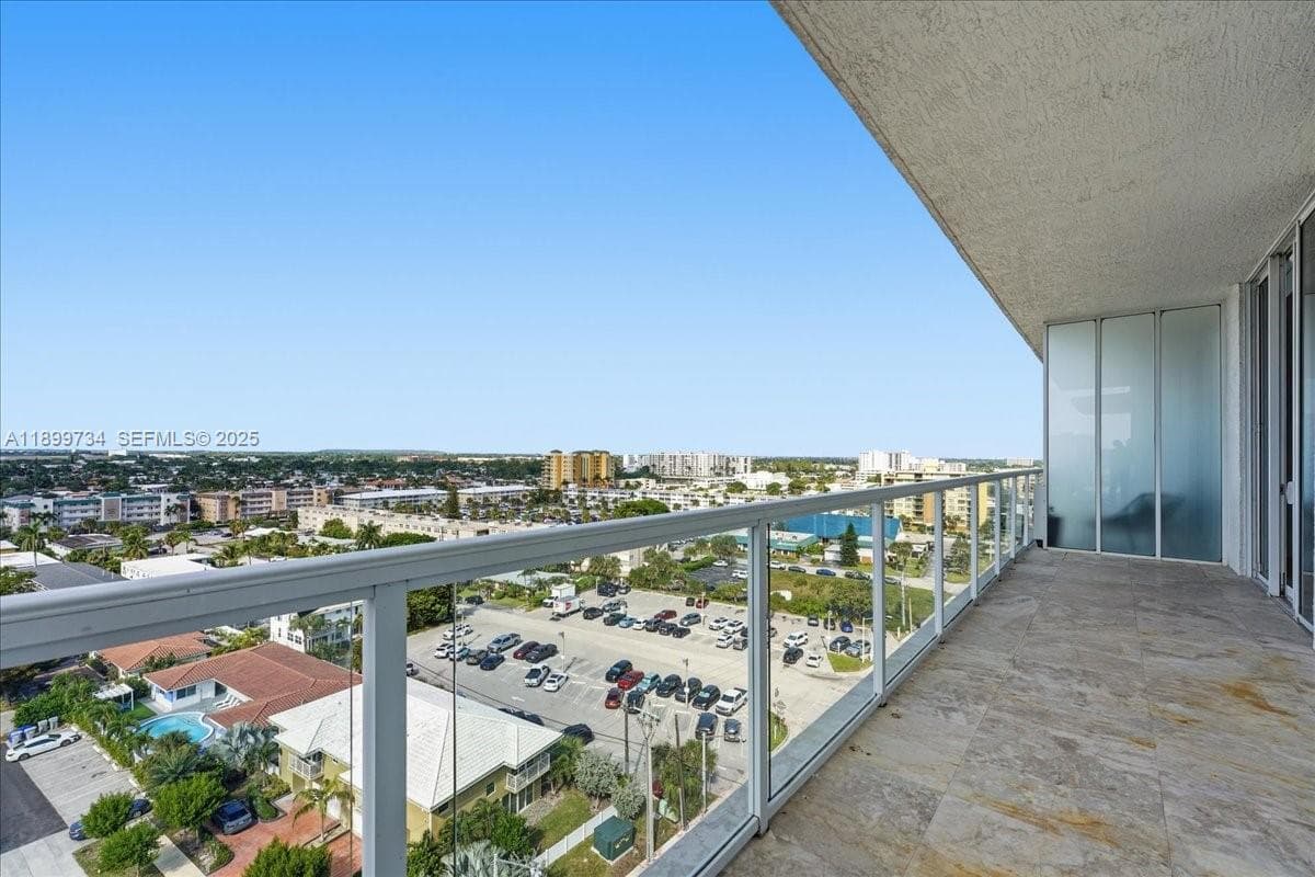 LUNA OCEAN RESIDENCES CON · #1002 in Pompano Beach - Photo 39