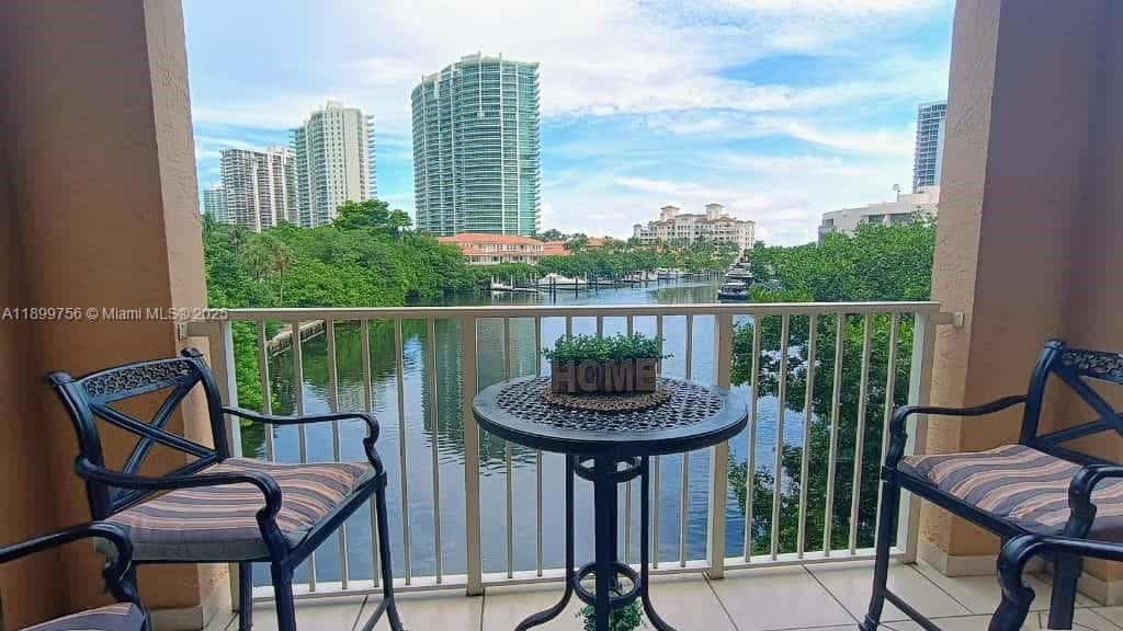 THE YACHT CLUB AT AVENTUR · #1302 in Aventura - Photo 2