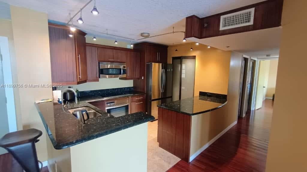 THE YACHT CLUB AT AVENTUR · #1302 in Aventura - Photo 7