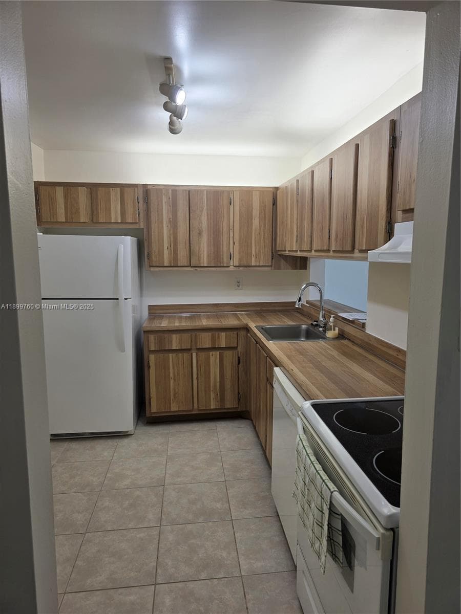 THE HORIZONS CONDO #7 · #305 in Miami - Photo 21