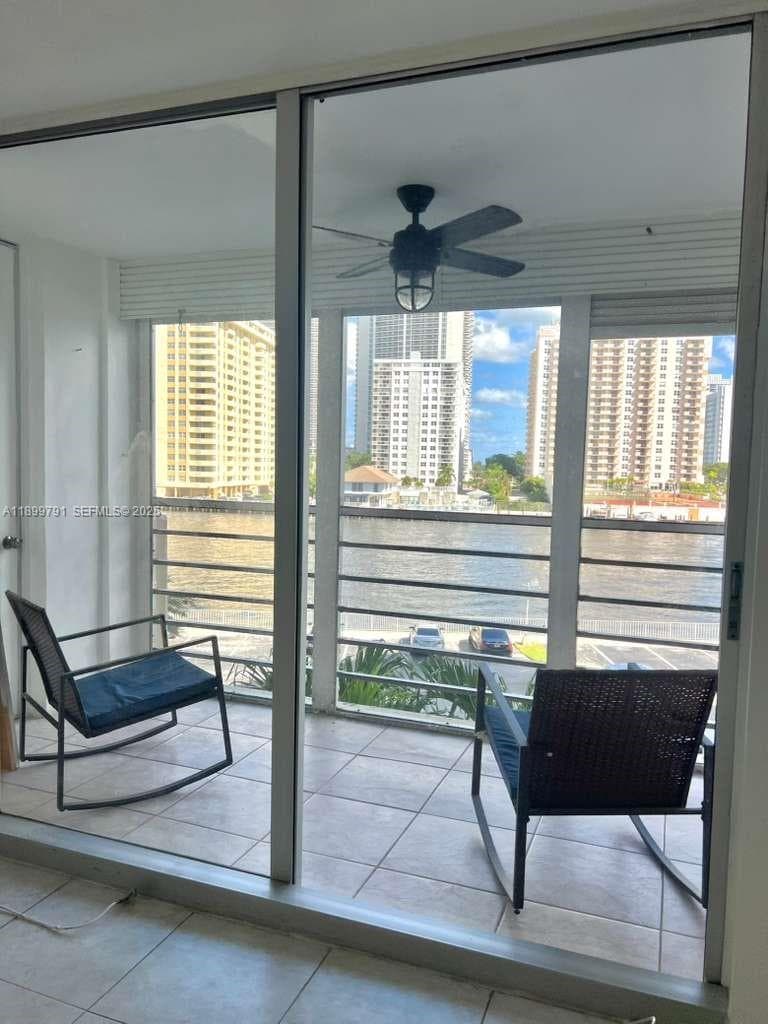 LAKE POINT TOWER CONDOMIN · #406 in Hallandale Beach - Photo 22