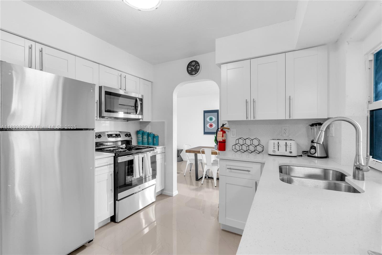 3961 NW 34th Ave photo 16