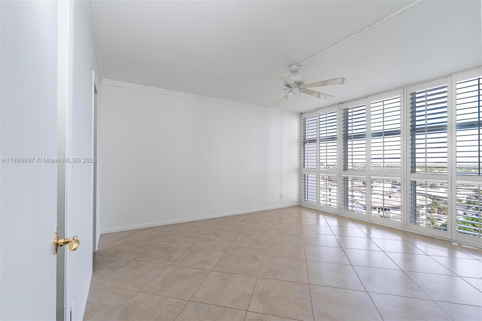 Embassy Tower 1 · #14B in Fort Lauderdale - Photo 13
