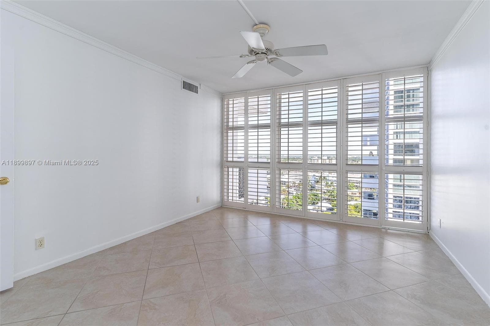 Embassy Tower 1 · #14B in Fort Lauderdale - Photo 12