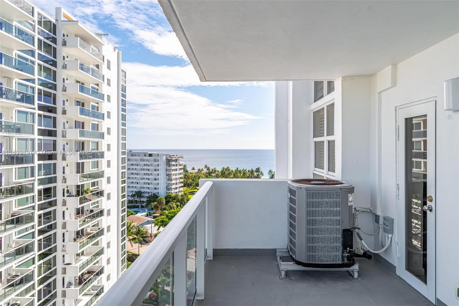 Embassy Tower 1 · #14B in Fort Lauderdale - Photo 24
