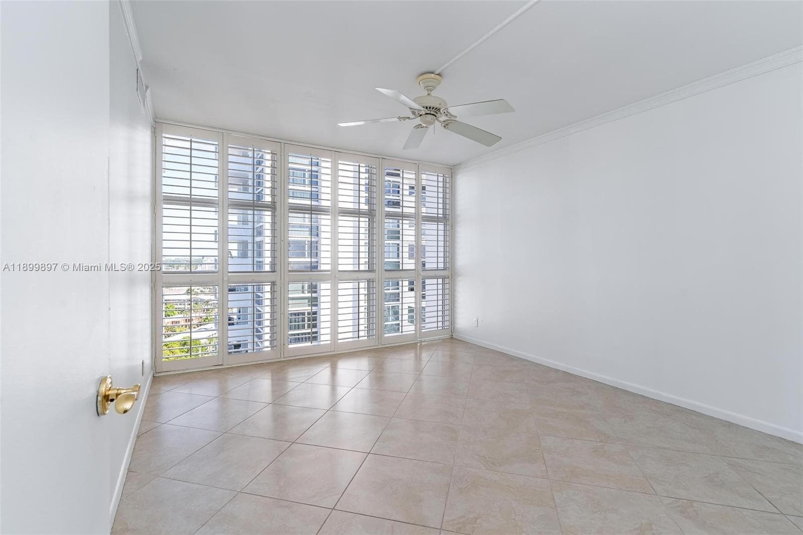 Embassy Tower 1 · #14B in Fort Lauderdale - Photo 10