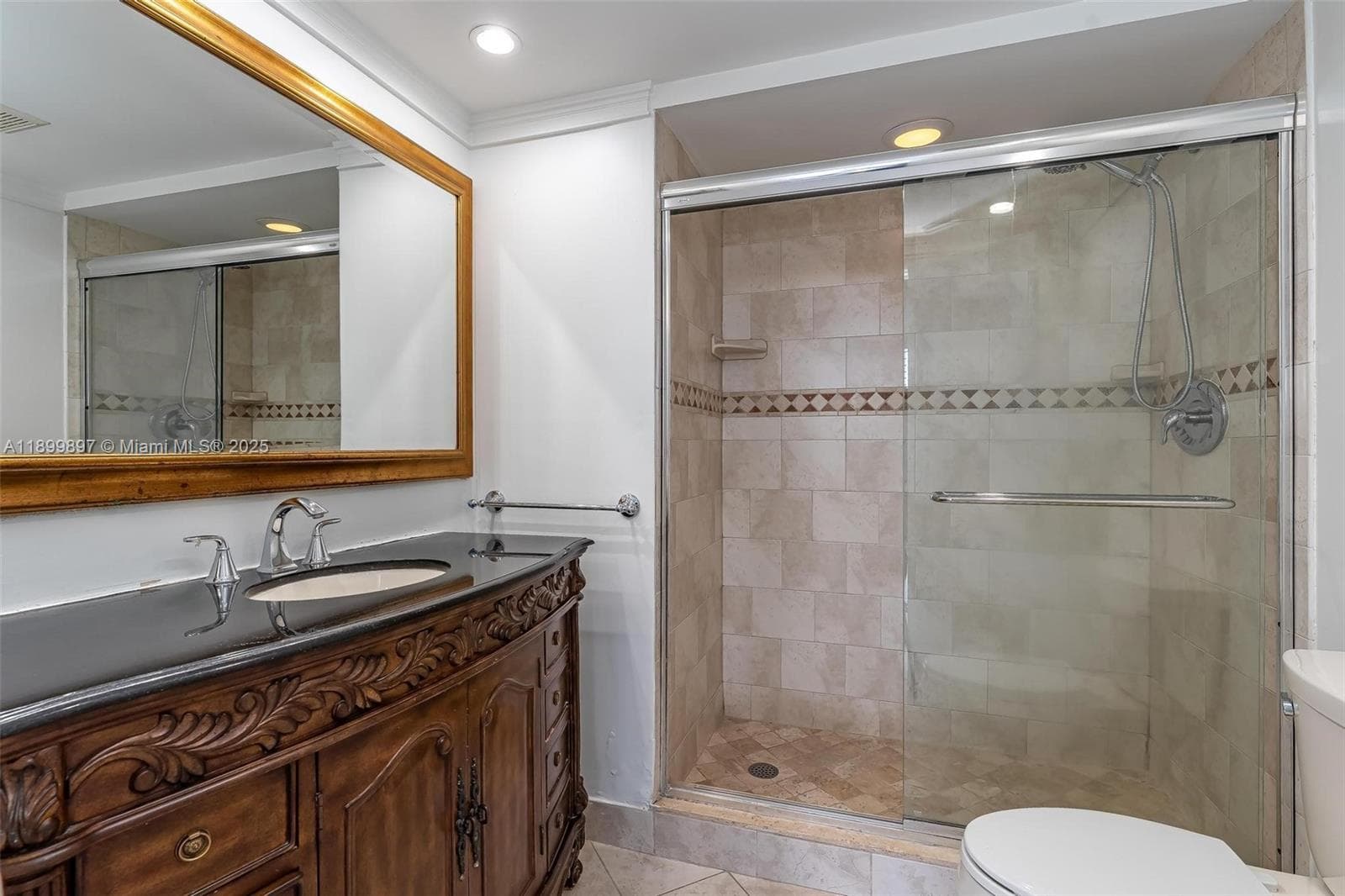 Embassy Tower 1 · #14B in Fort Lauderdale - Photo 18