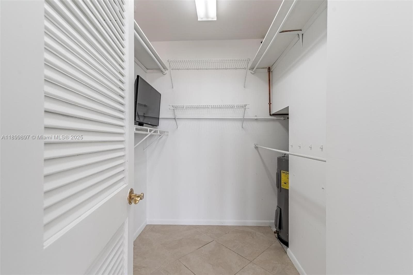 Embassy Tower 1 · #14B in Fort Lauderdale - Photo 19