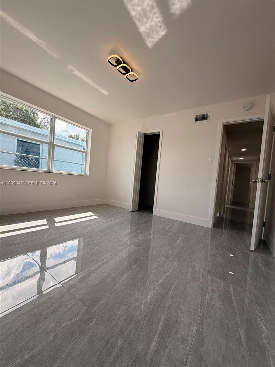Bedroom 1 (closest to front door)