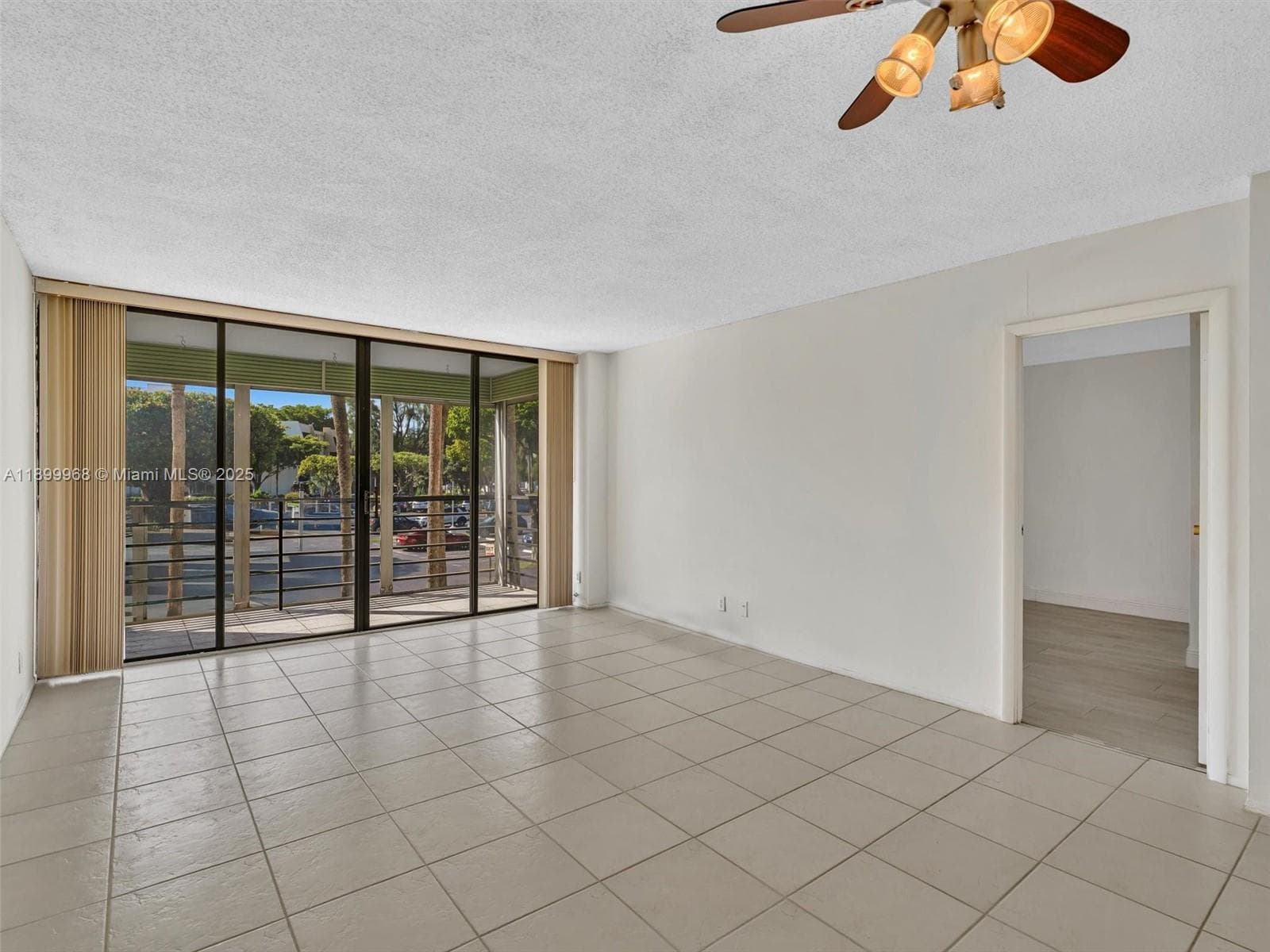 BISCAYA CONDO · #203 in Aventura - Photo 13