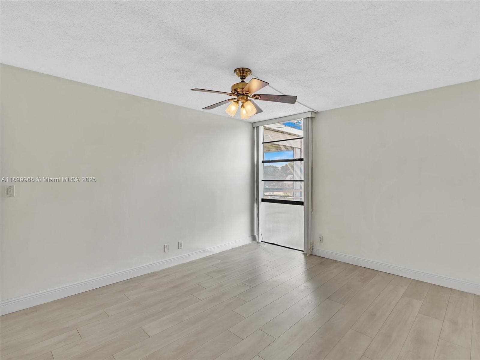 BISCAYA CONDO · #203 in Aventura - Photo 28
