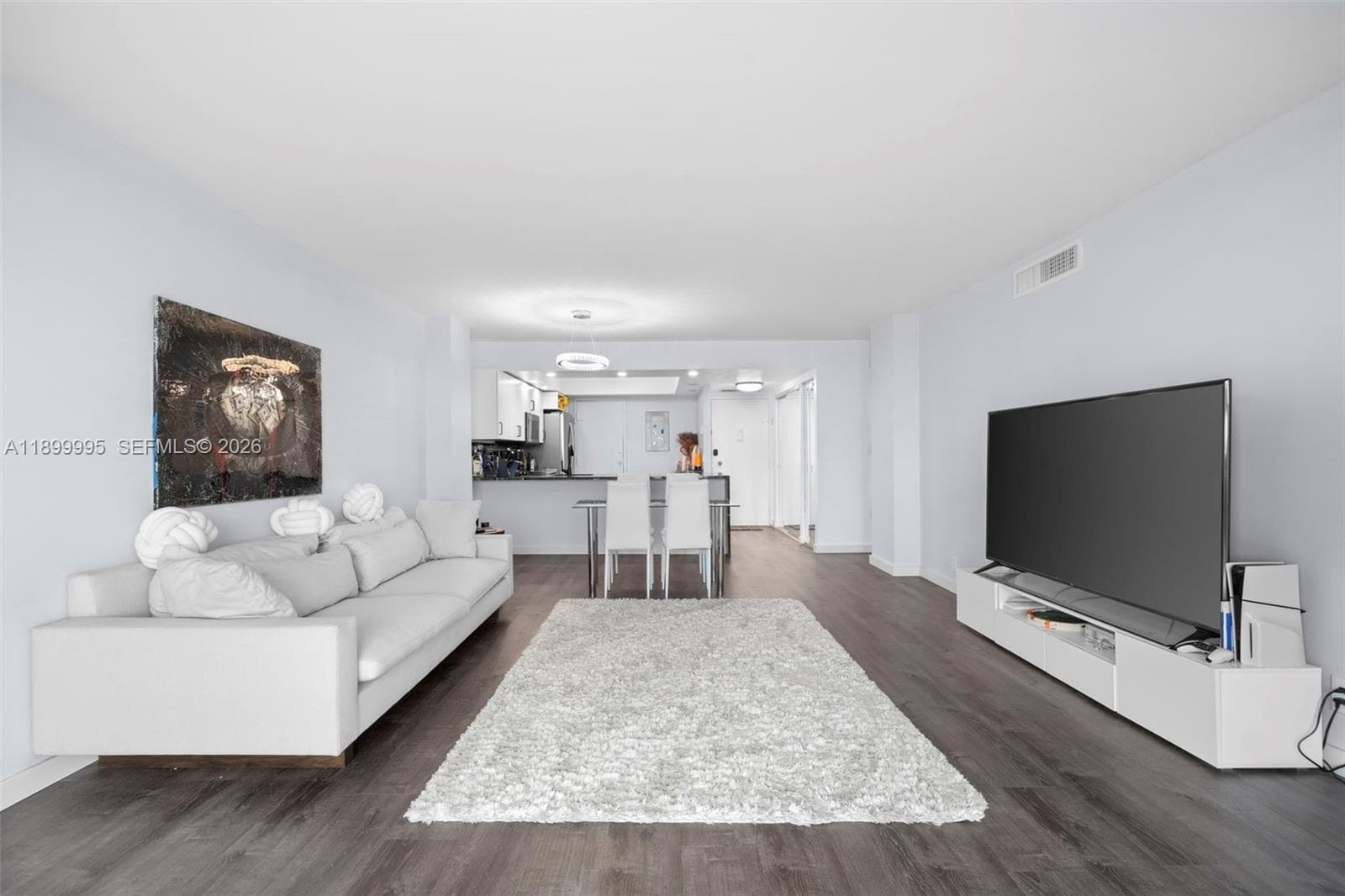 Golden Horn Condo · #5J in Hallandale Beach - Photo 6