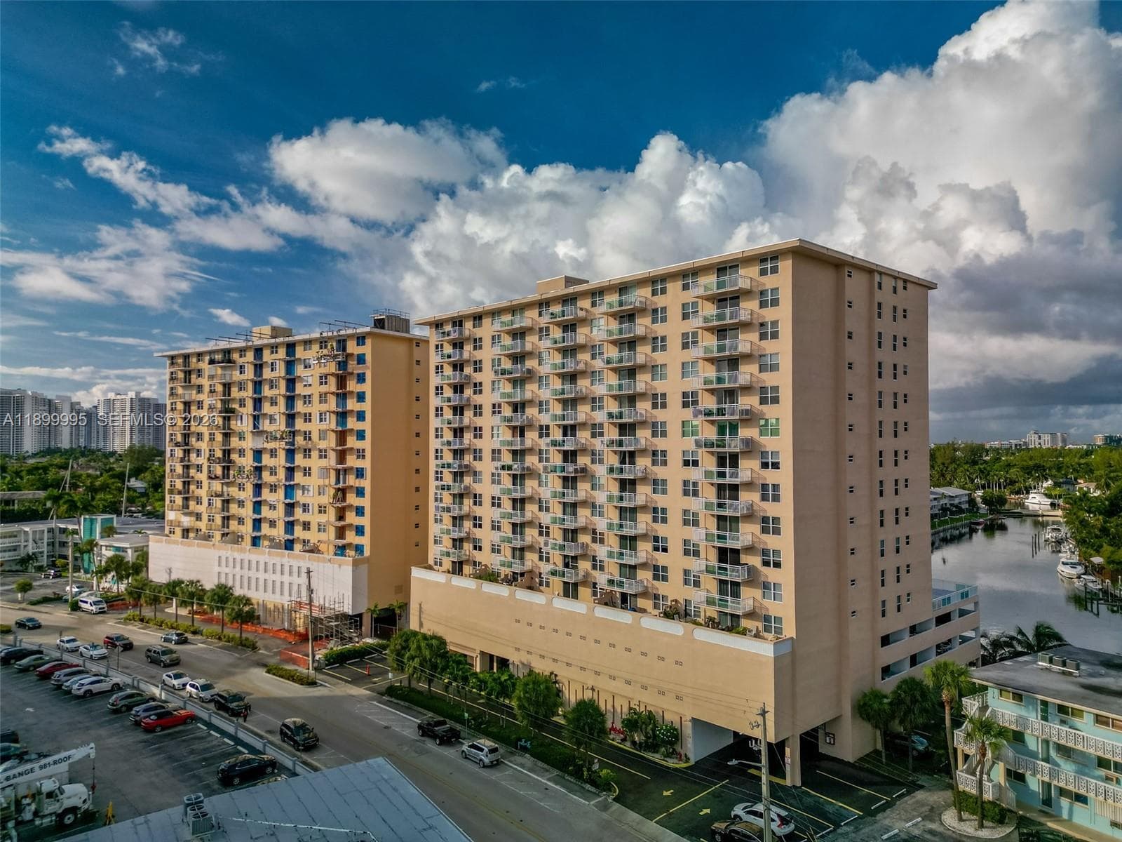Golden Horn Condo · #5J in Hallandale Beach - Photo 26