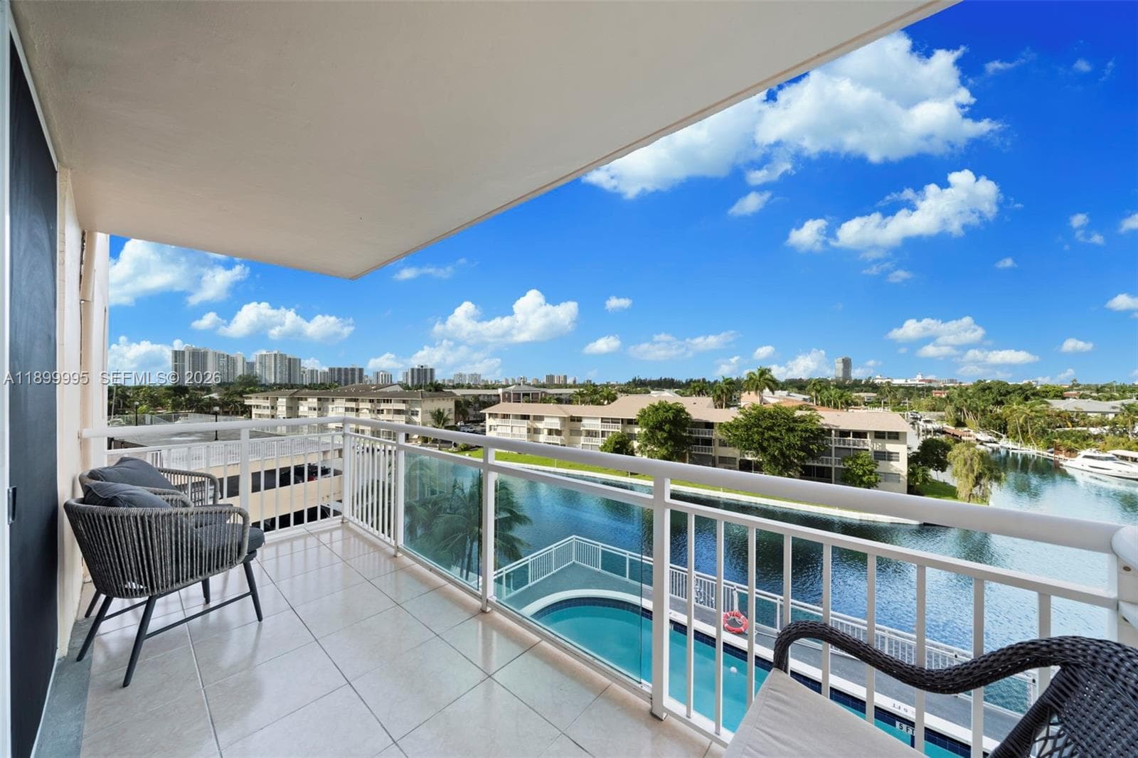 Golden Horn Condo · #5J in Hallandale Beach - Photo 22