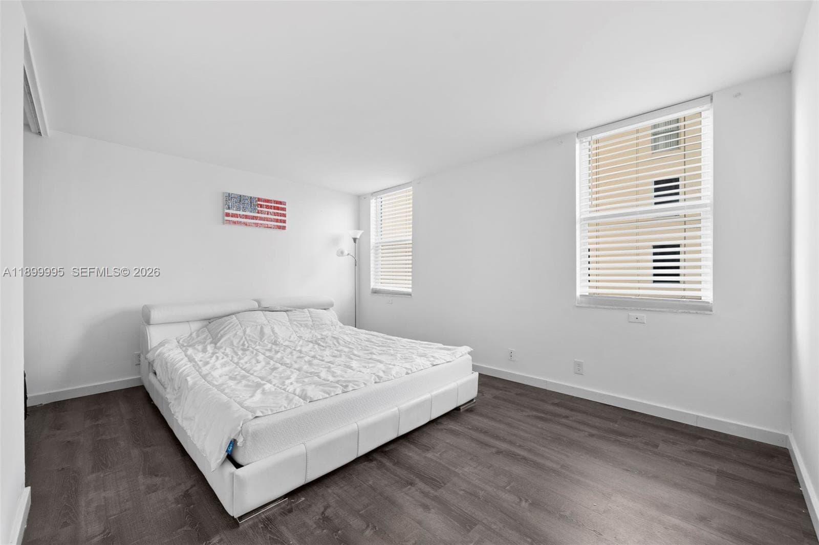 Golden Horn Condo · #5J in Hallandale Beach - Photo 18