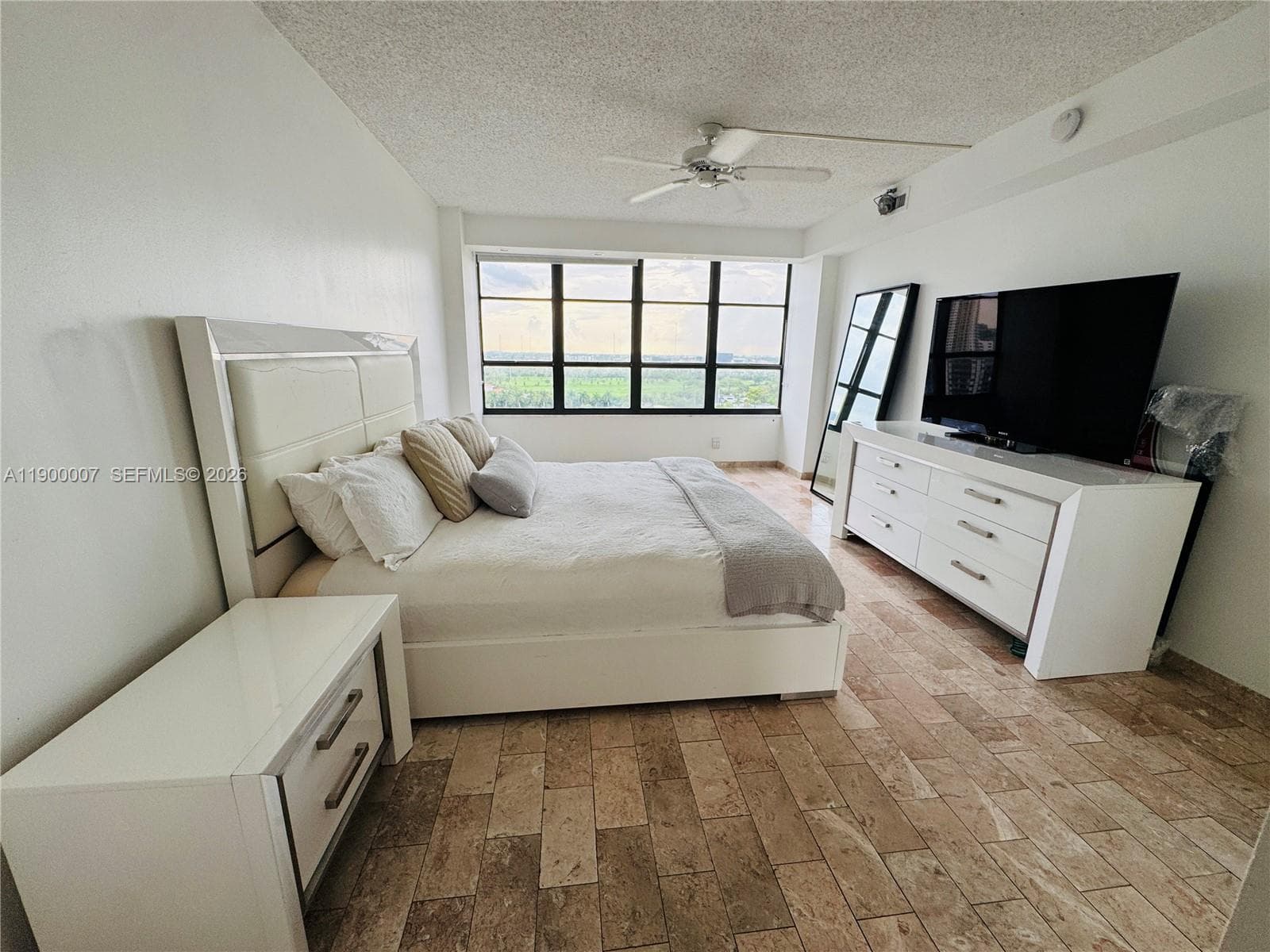 Olympus Towers · #1206 in Hallandale Beach - Photo 42