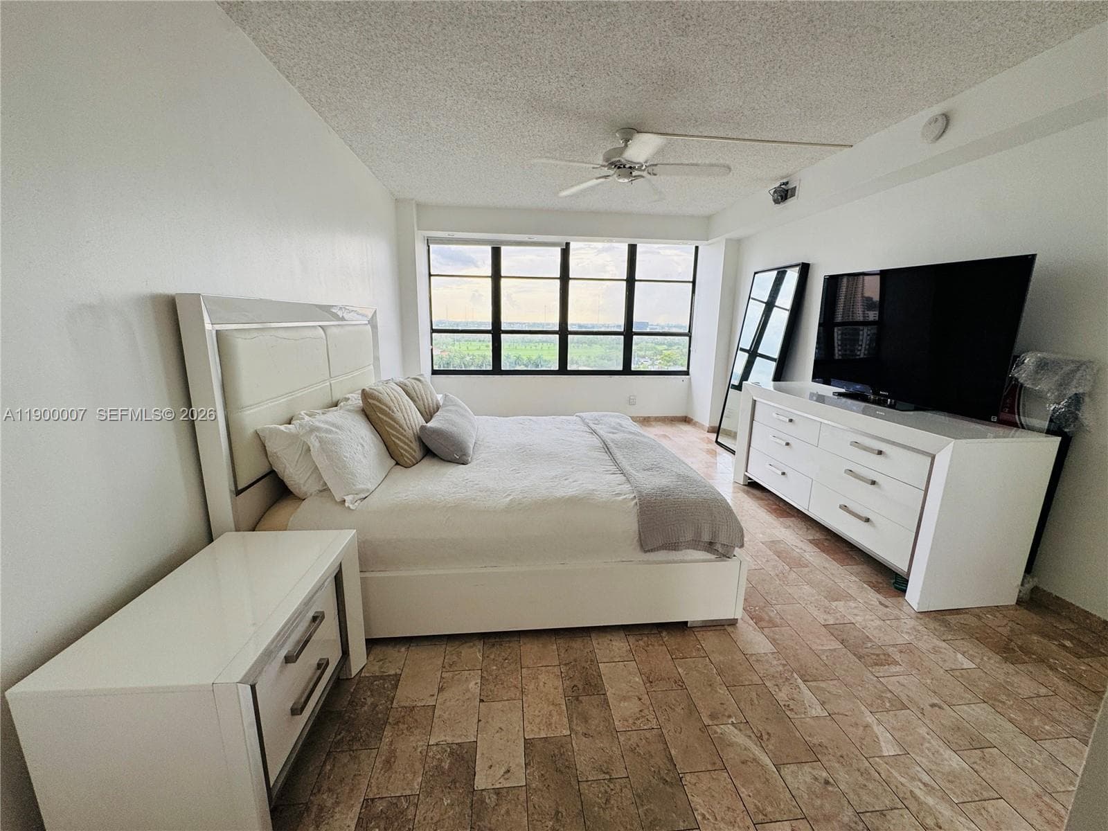 Olympus Towers · #1206 in Hallandale Beach - Photo 43