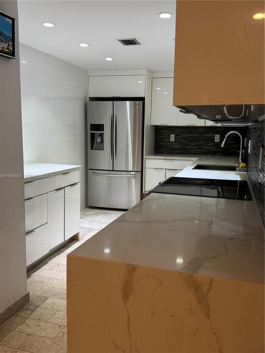 Olympus Towers · #1206 in Hallandale Beach - Photo 24