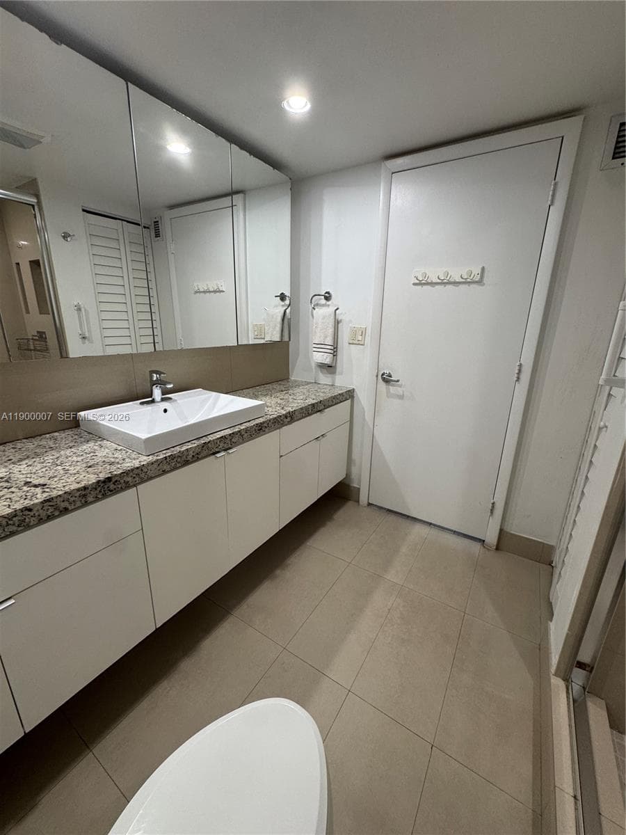 Olympus Towers · #1206 in Hallandale Beach - Photo 49
