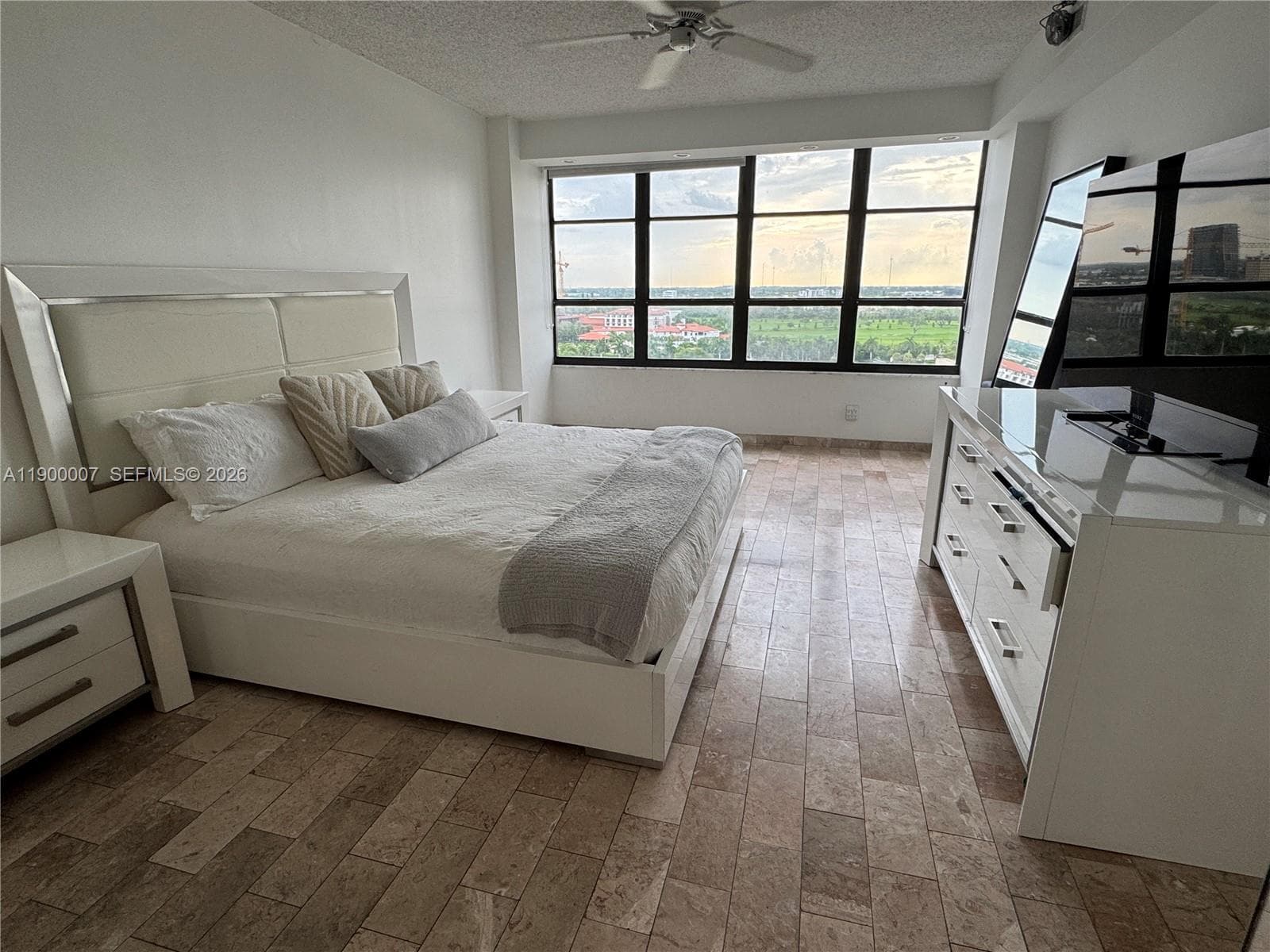 Olympus Towers · #1206 in Hallandale Beach - Photo 40