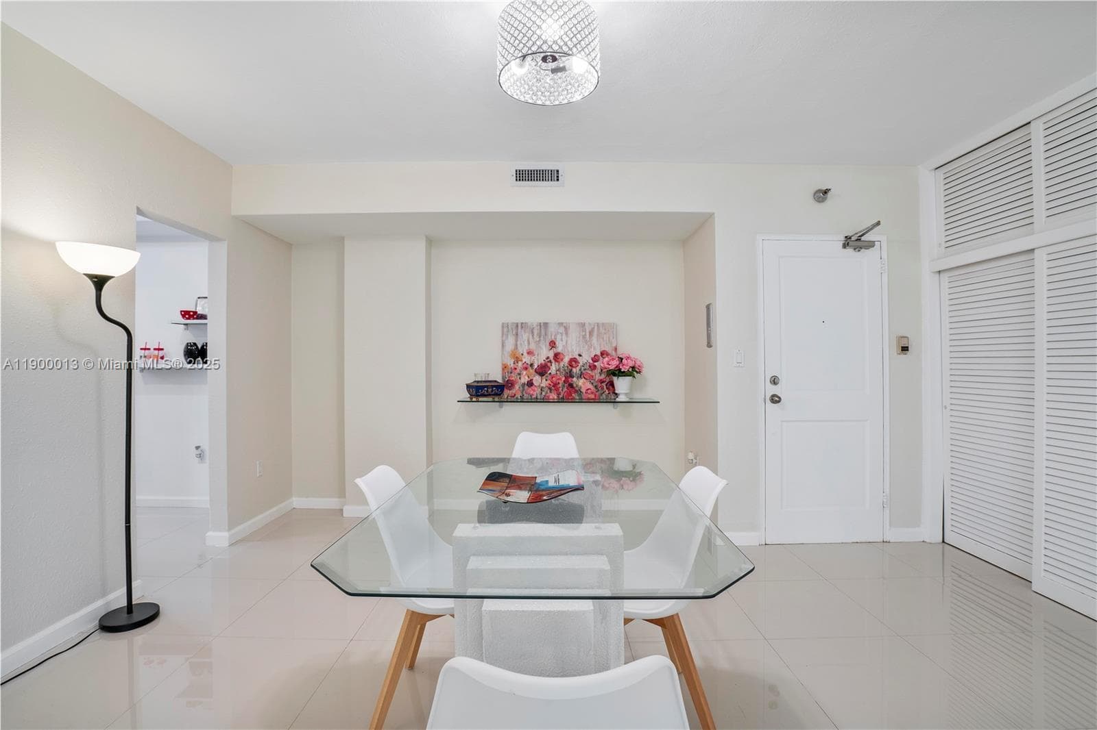 The Plaza Of Bal Harbour · #515 in Bal Harbour - Photo 6