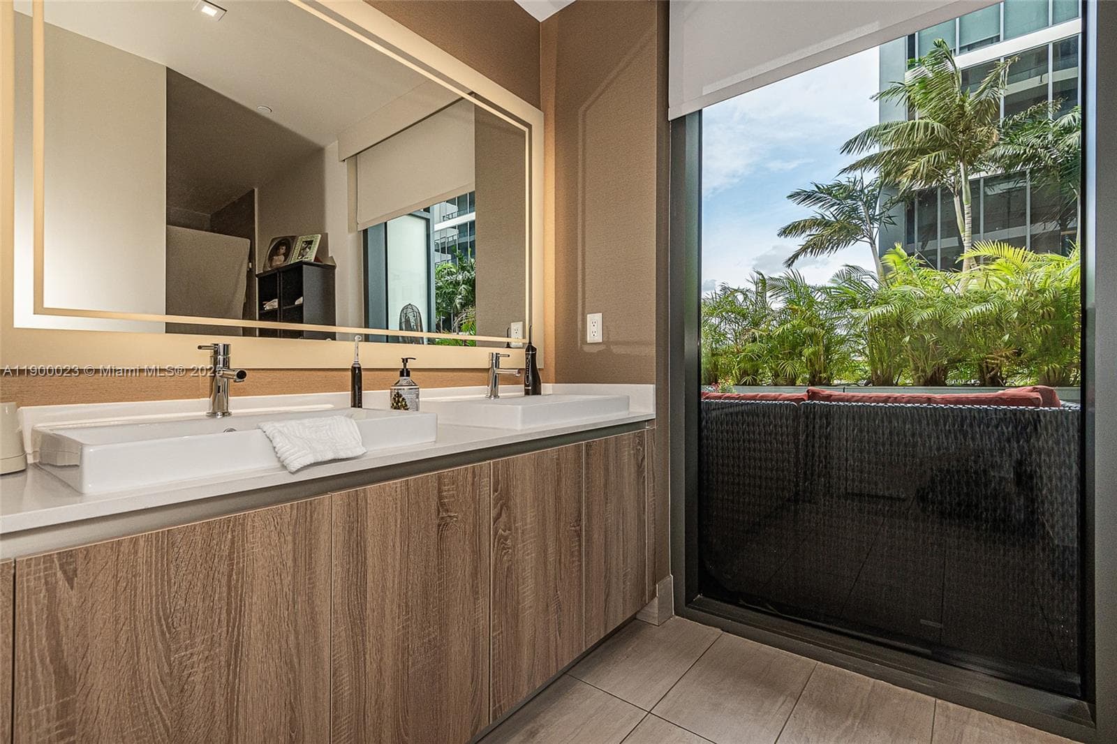 AVENTURA PARKSQUARE RESID · #505 in Aventura - Photo 22