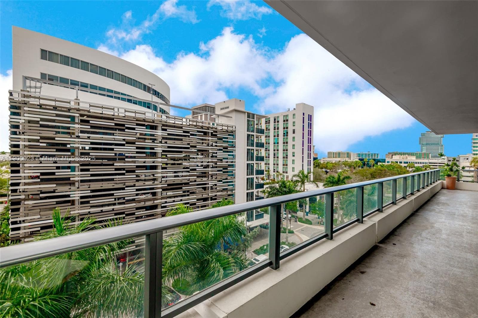 AVENTURA PARKSQUARE RESID · #505 in Aventura - Photo 24