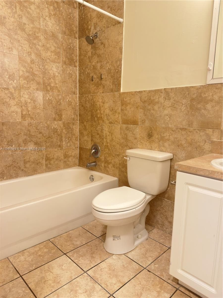 VILLA SERENA CONDO · #3 in Miami - Photo 5