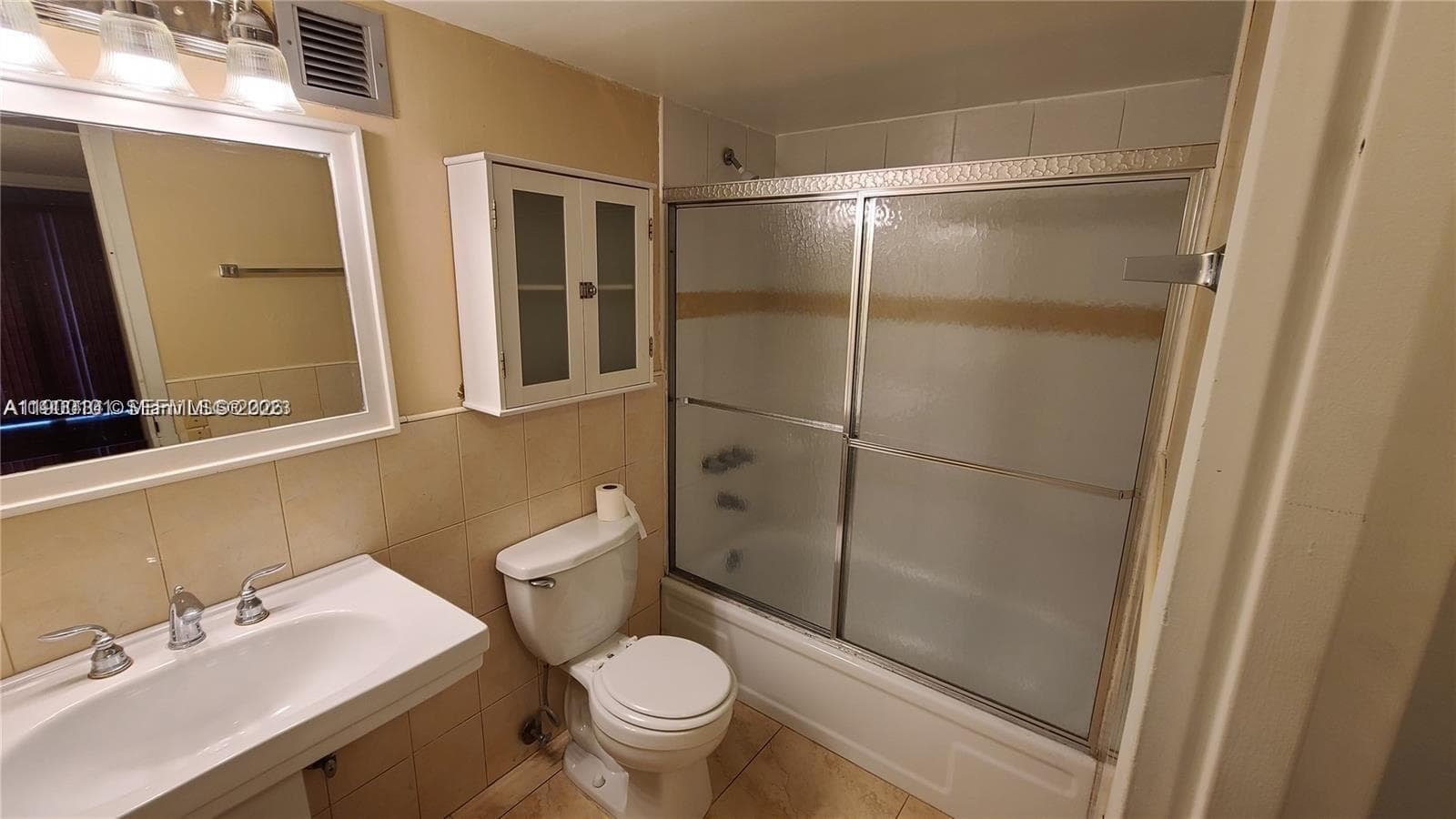 DESOTO PARK CONDO · #117 in Hallandale Beach - Photo 6
