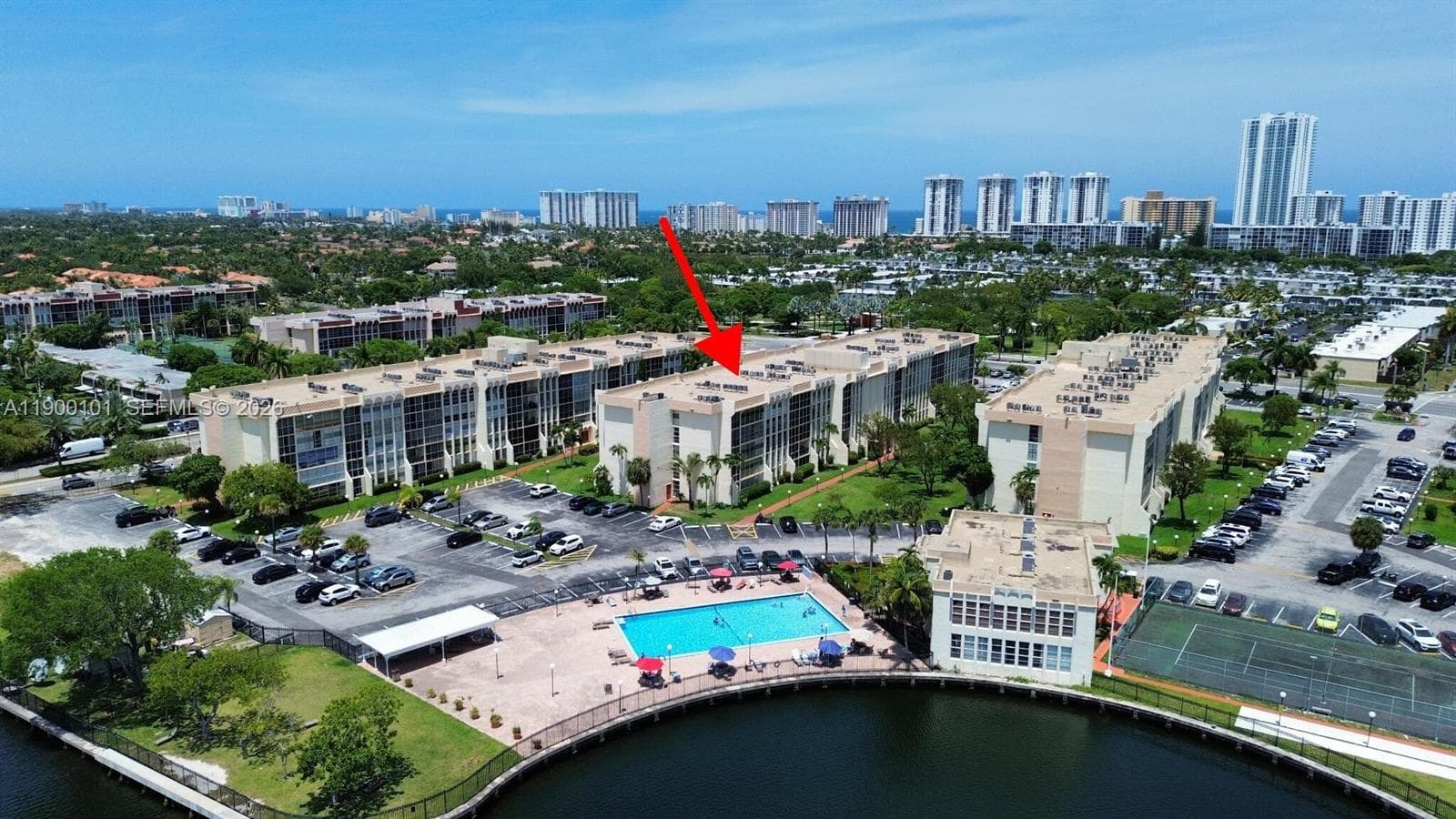 DESOTO PARK CONDO · #117 in Hallandale Beach - Photo 12